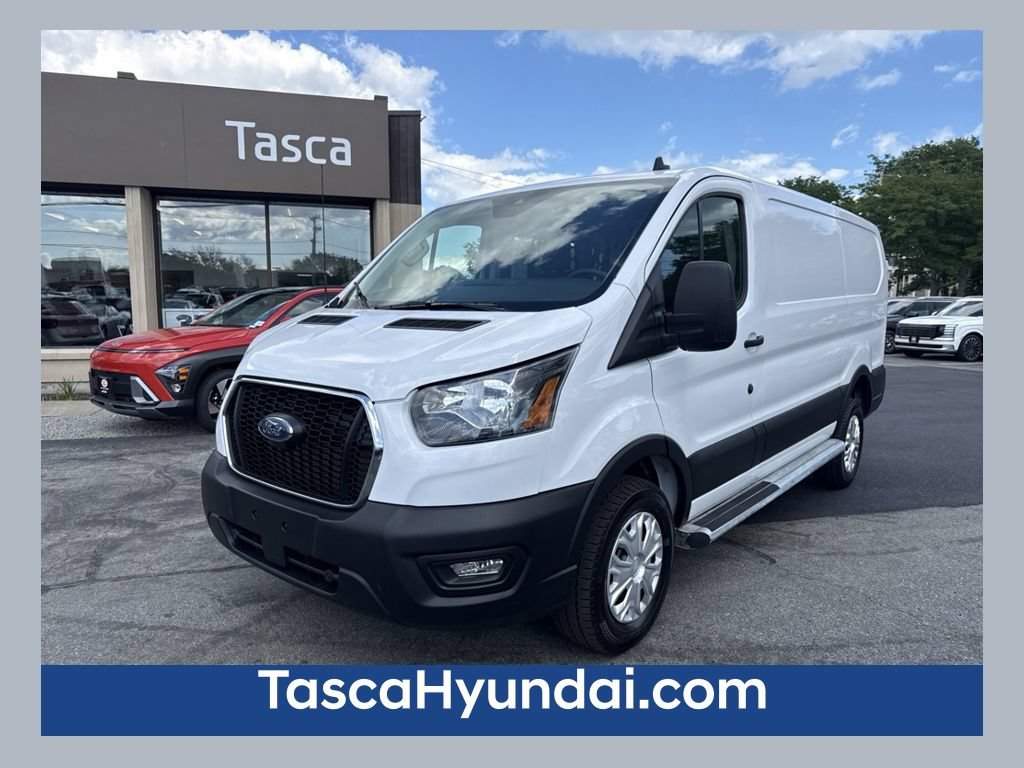 Used 2025 Ford Transit 250 Low Roof w/ Exterior Upgrade Package RWD image 1
