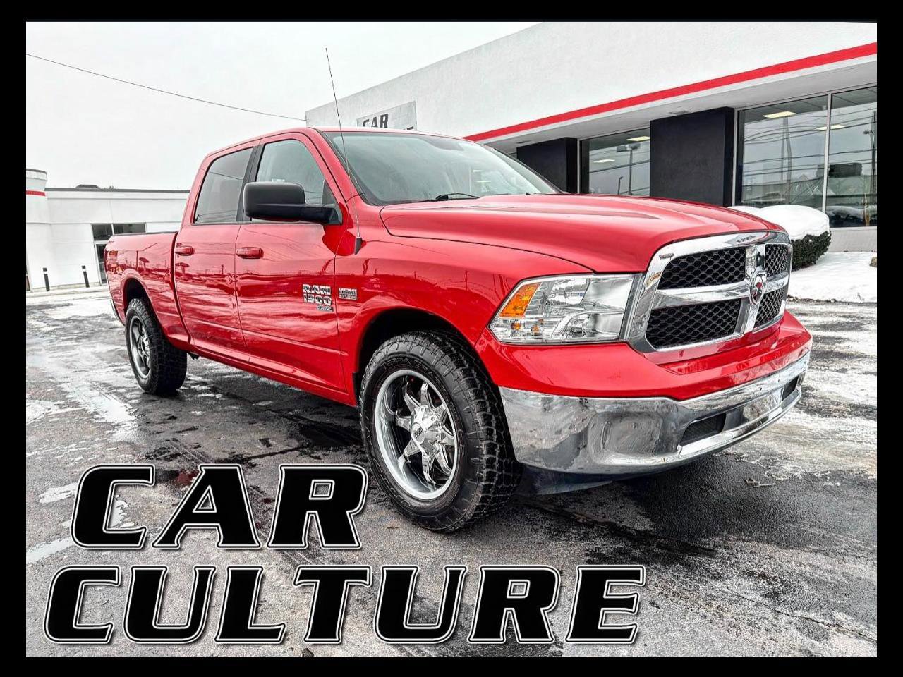 Used 2020 RAM 1500 Classic SLT image 1