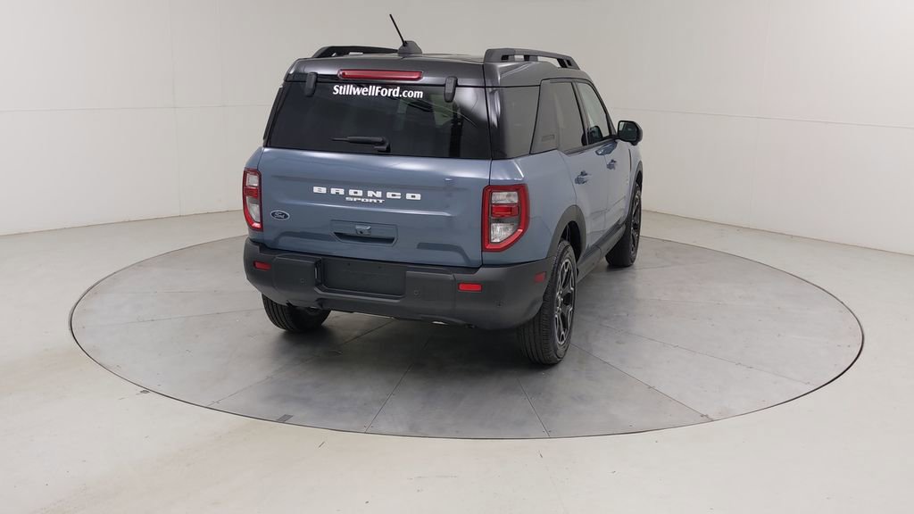 Certified 2025 Ford Bronco Sport Outer Banks w/ Outer Banks Tech Package+ AWD/4WD image 14