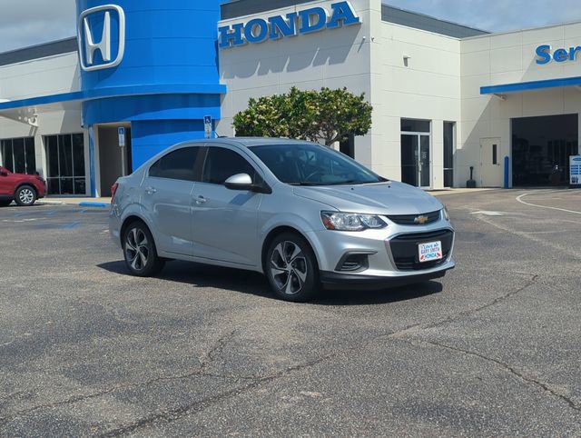 Used 2019 Chevrolet Sonic Premier FWD image 2