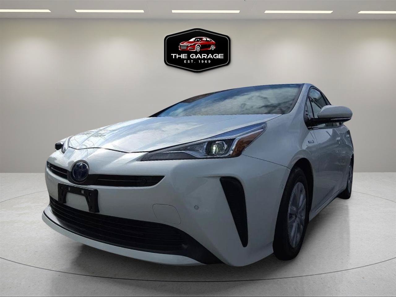 Used 2019 Toyota Prius LE