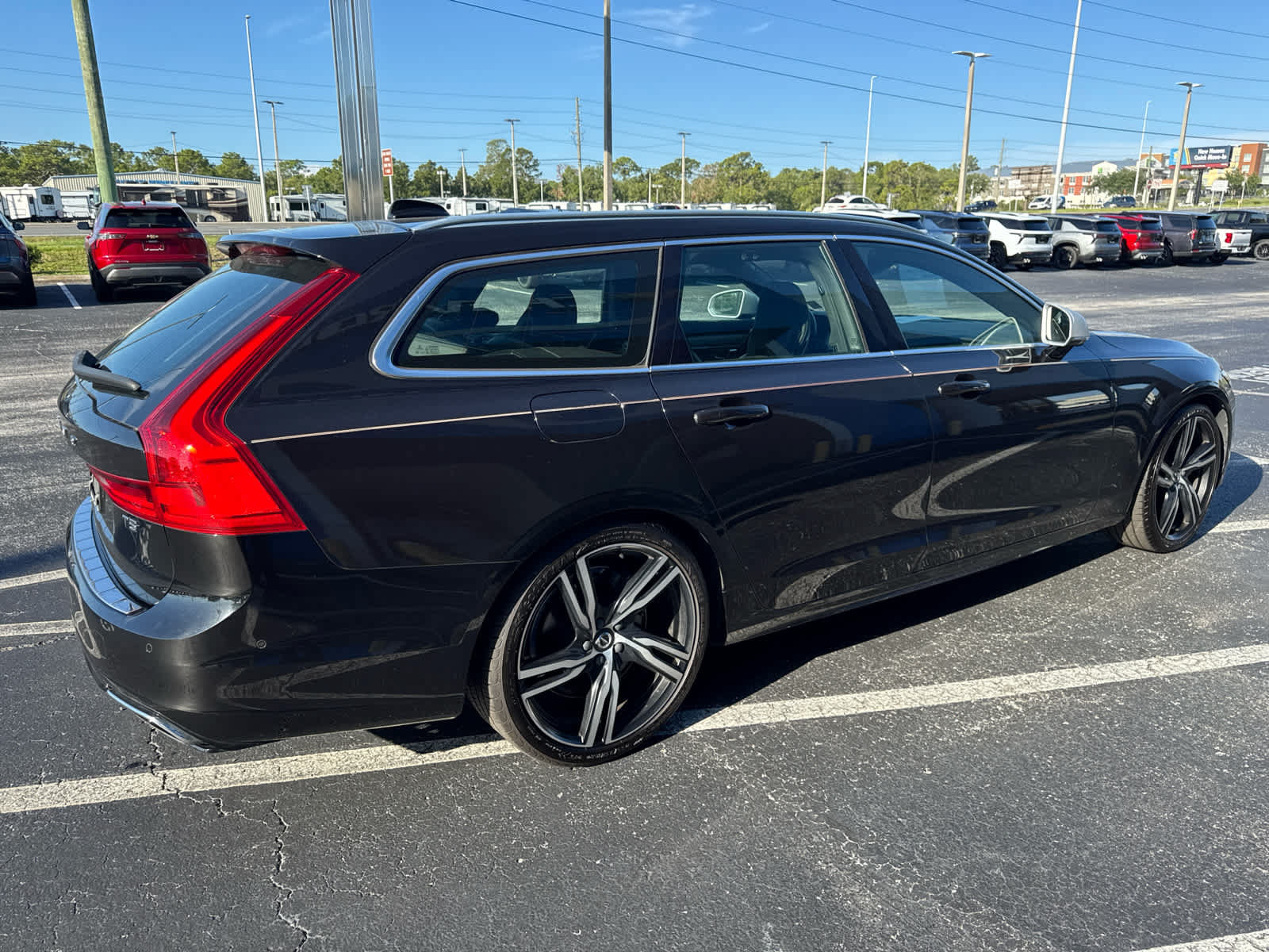 Used 2019 Volvo V90 T5 R-Design w/ Advanced Package FWD image 3