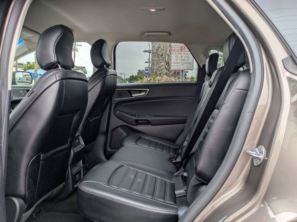 Used 2019 Ford Edge SEL w/ Equipment Group 201A image 7