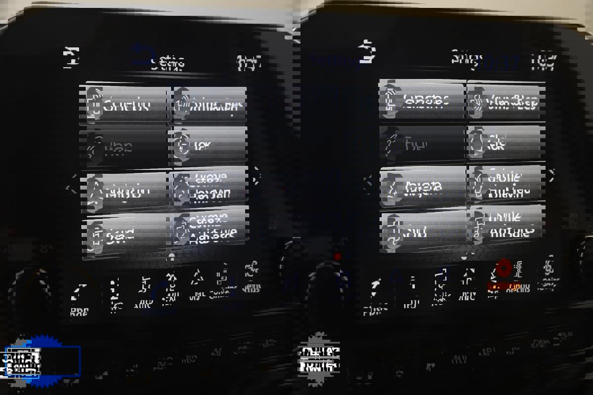 Used 2024 Nissan Pathfinder Platinum w/ Cargo Package image 34