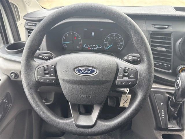 New 2025 Ford Transit 250 Low Roof RWD image 25