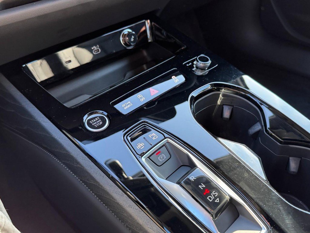 Used 2025 Audi A5 2.0T Premium w/ Convenience Package image 20