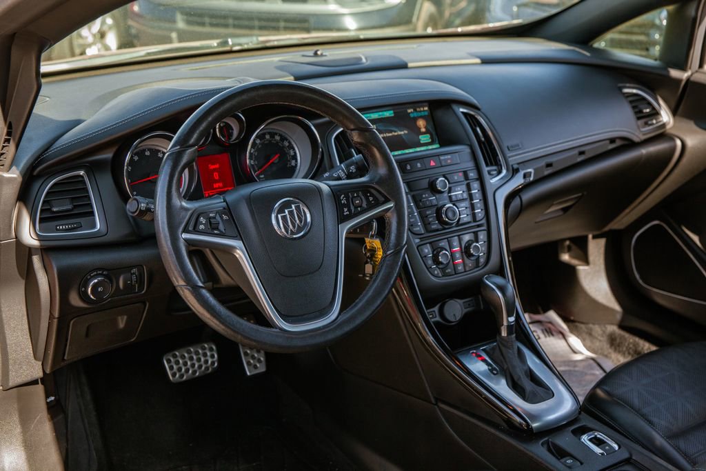Used 2018 Buick Cascada Premium image 10