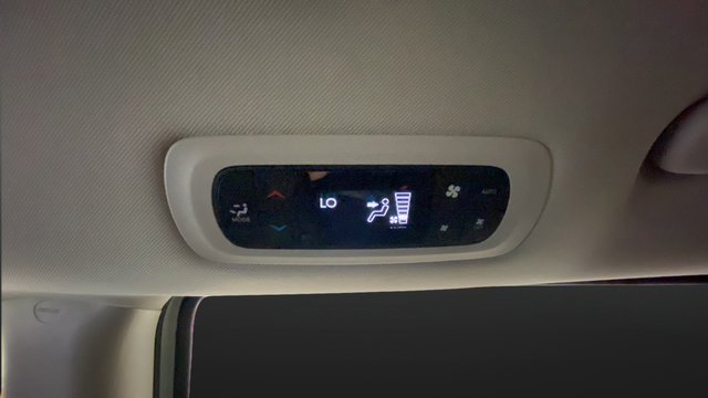 Used 2022 Chrysler Pacifica Touring-L FWD image 11