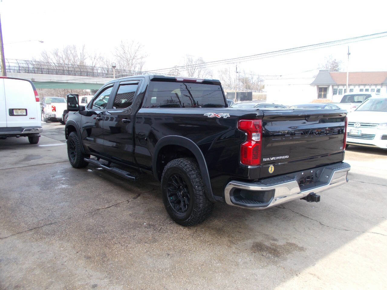 Used 2020 Chevrolet Silverado 1500 LT w/ All-Star Edition image 5