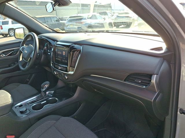 Used 2023 Chevrolet Traverse LT w/ LPO, Floor Liner Package image 26