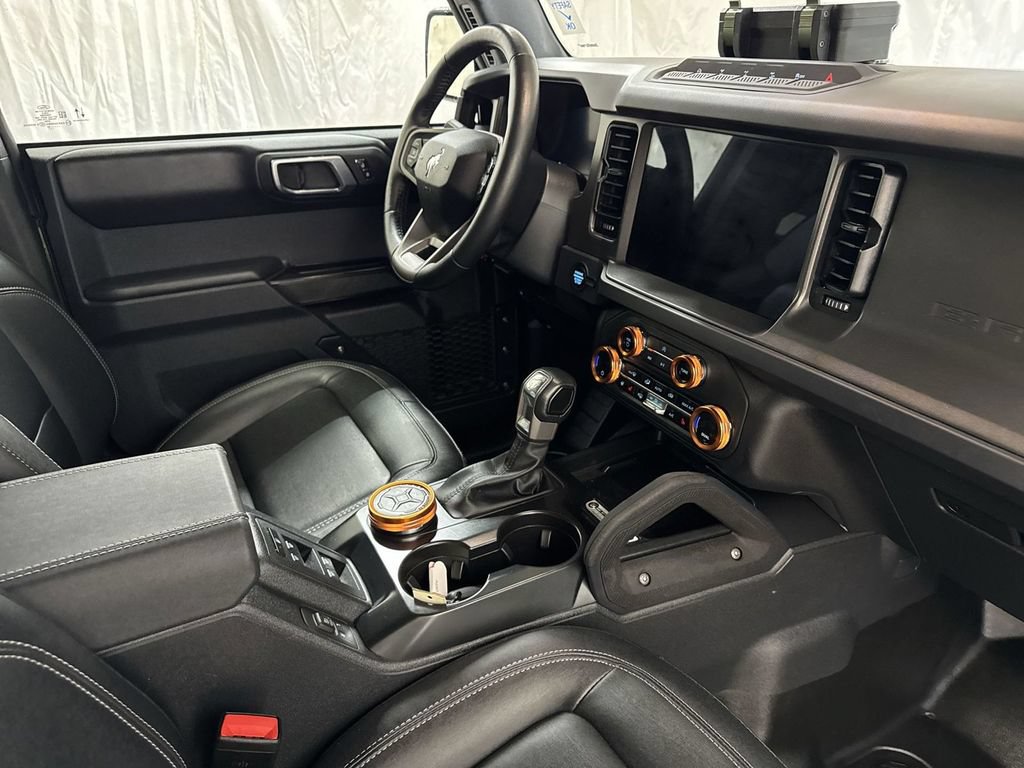 Used 2025 Ford Bronco Badlands AWD/4WD image 18