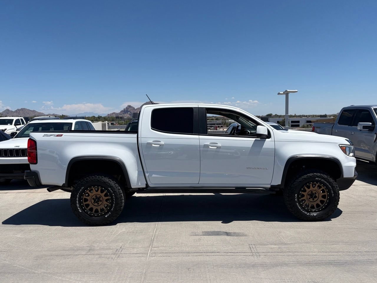 Used 2021 Chevrolet Colorado ZR2 w/ ZR2 Dusk Special Edition AWD/4WD image 3