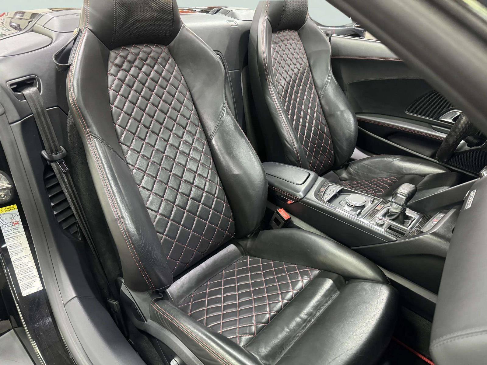 Used 2017 Audi R8 V10 w/ Carbon Exterior Package AWD/4WD image 55