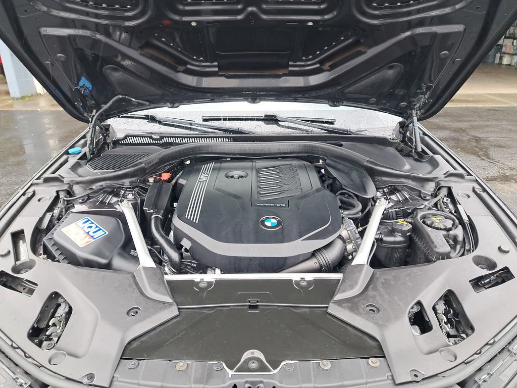 Used 2021 BMW 540i w/ Executive Package image 27