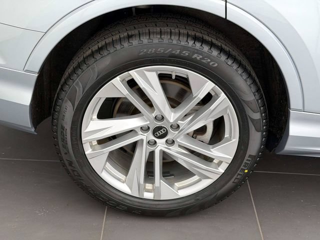 Certified 2023 Audi Q7 2.0T Premium w/ Convenience Package AWD/4WD image 7