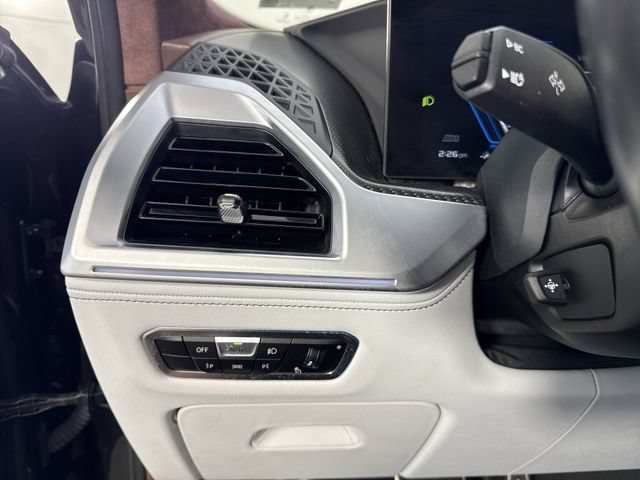 Used 2023 BMW XM AWD/4WD image 14