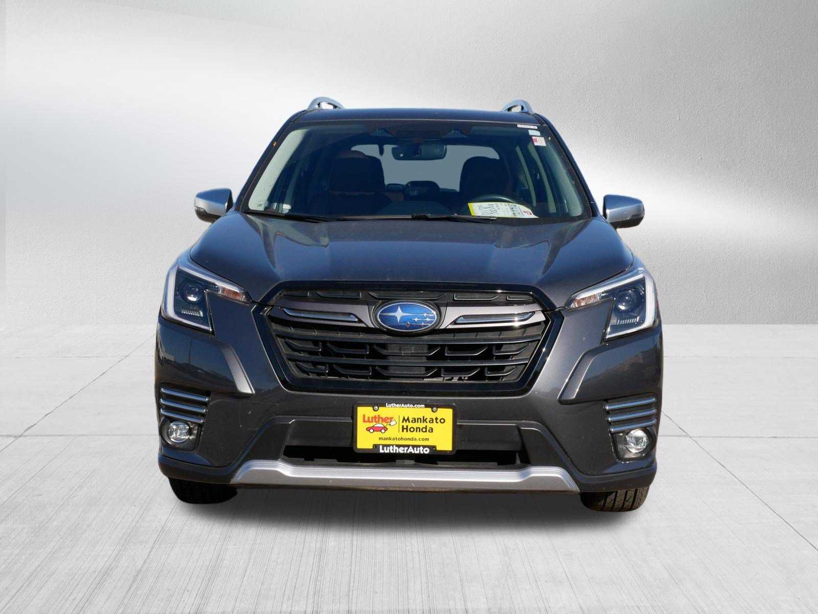 Used 2023 Subaru Forester Touring AWD/4WD image 2