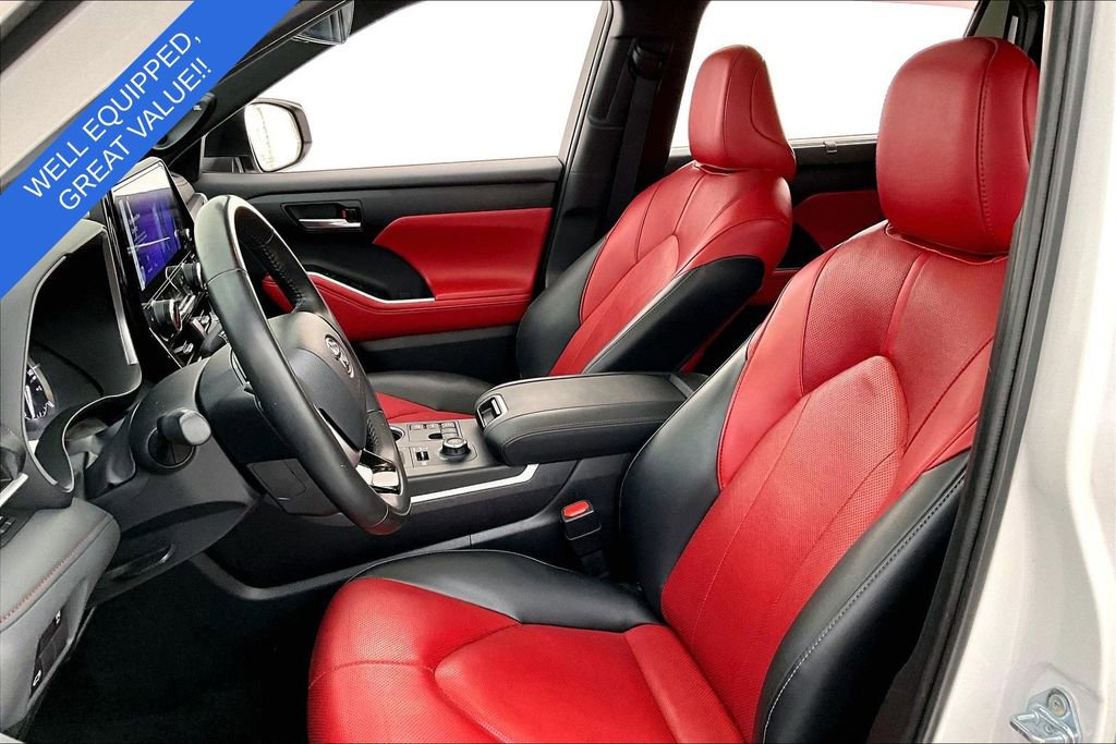 Used 2023 Toyota Highlander XSE image 34