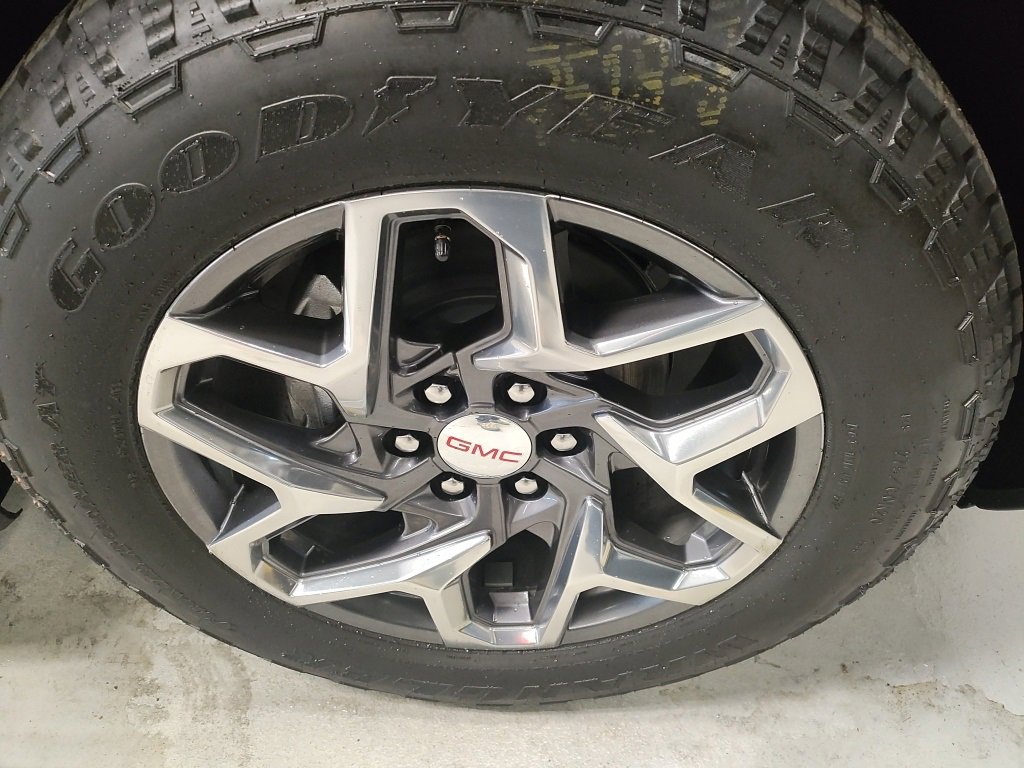 New 2026 GMC Sierra 1500 SLT w/ SLT Premium Plus Package image 4