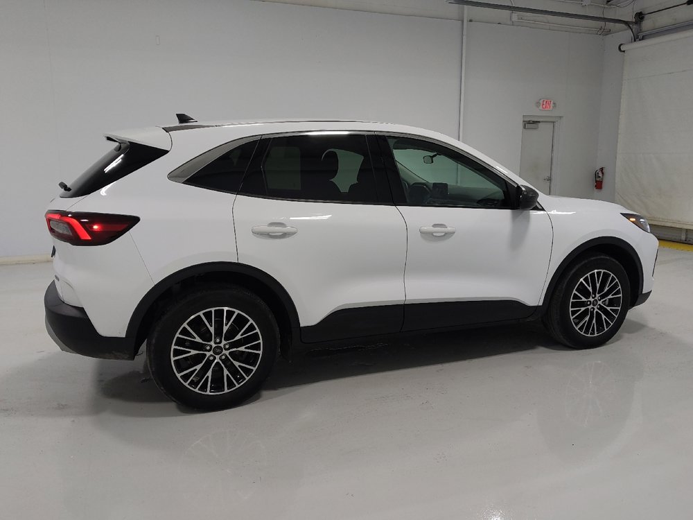 Used 2023 Ford Escape Active AWD/4WD image 10