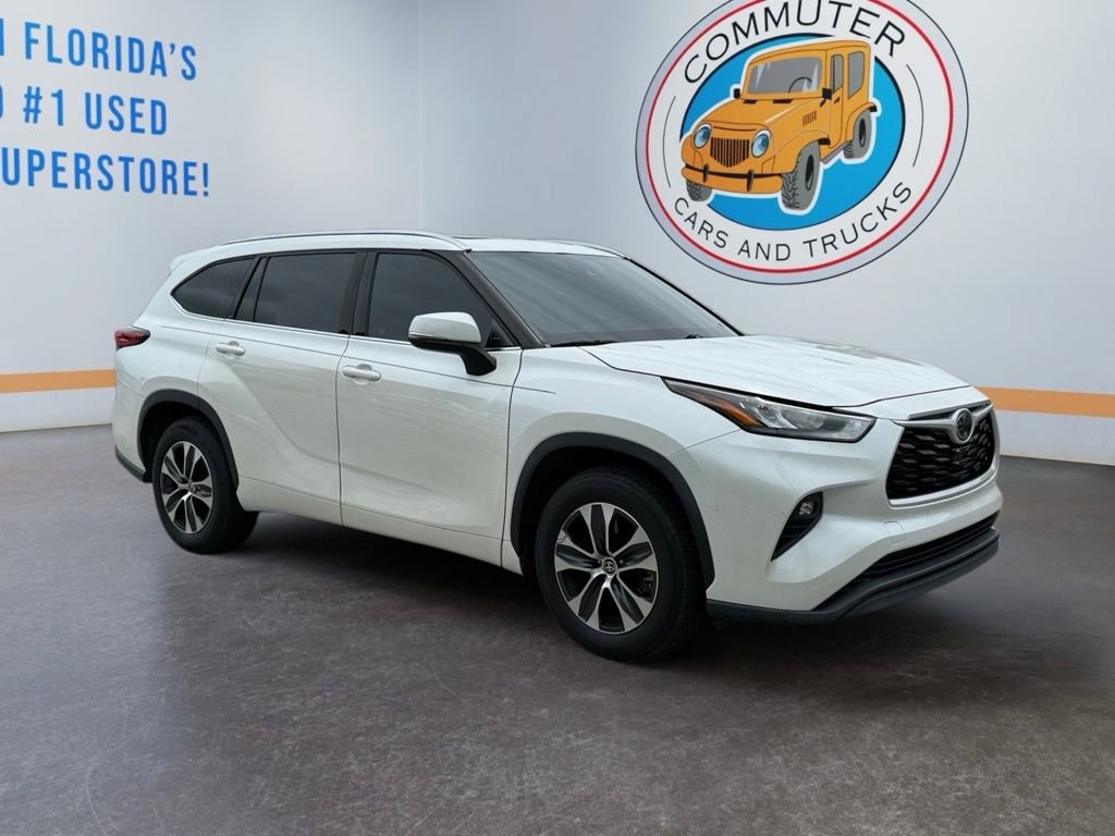 Used 2020 Toyota Highlander XLE FWD image 8