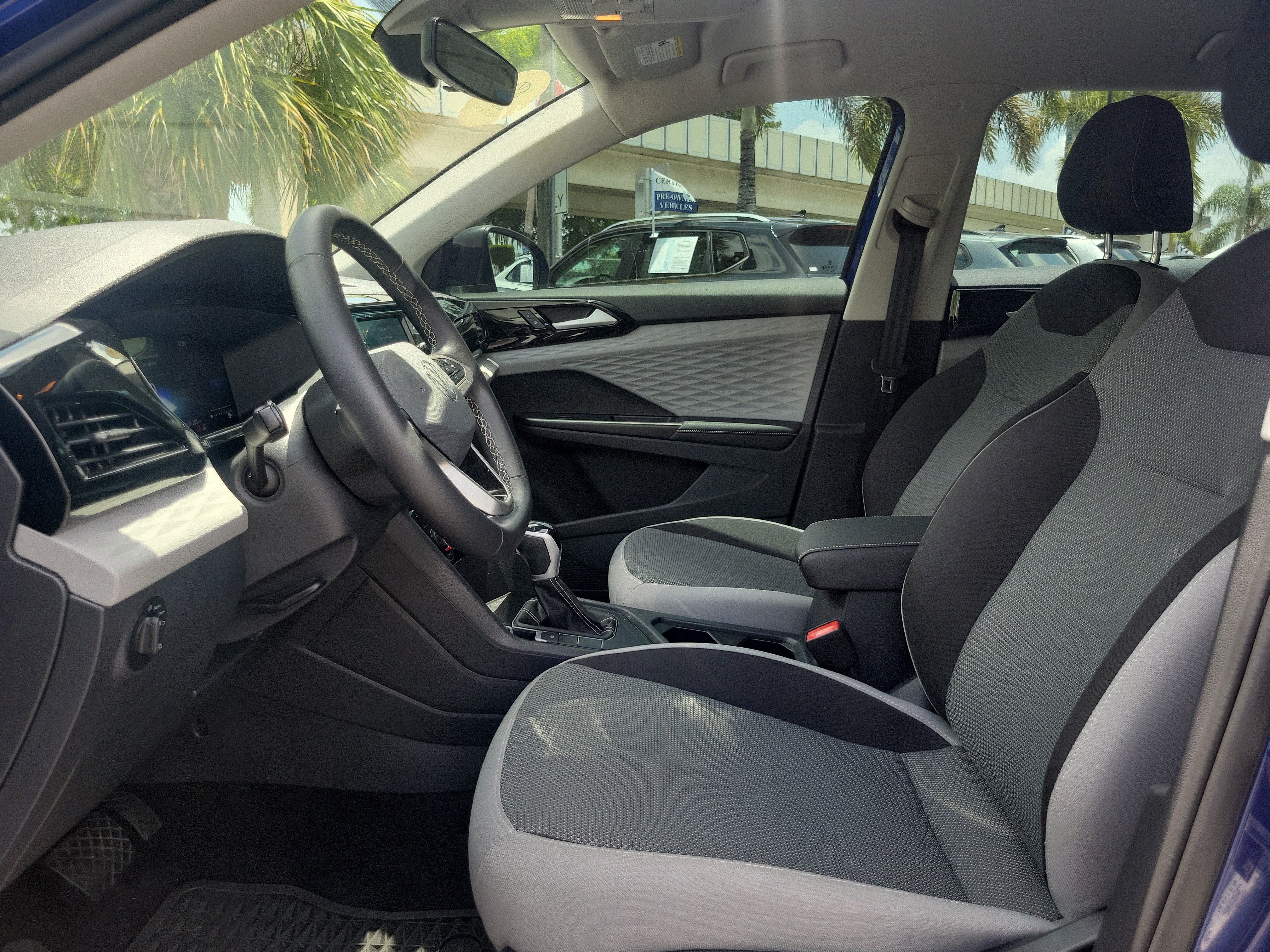 Certified 2024 Volkswagen Taos S FWD image 21