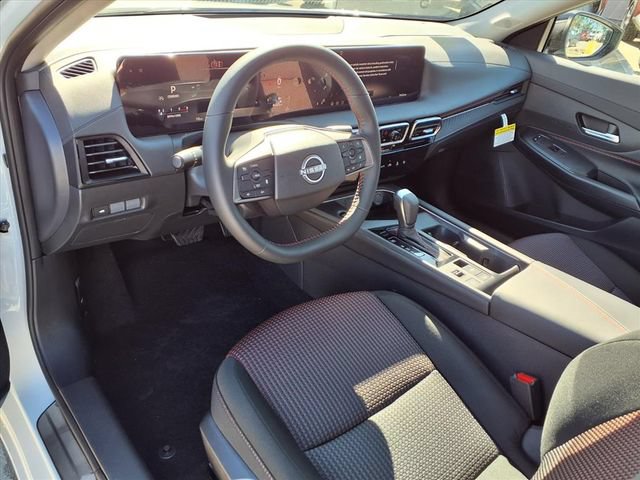 New 2026 Nissan Sentra SR w/ Floor Mat Package FWD image 12