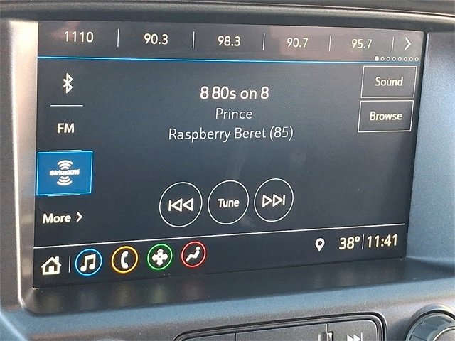 Used 2019 Chevrolet Colorado Z71 w/ Z71 Midnight Edition image 16