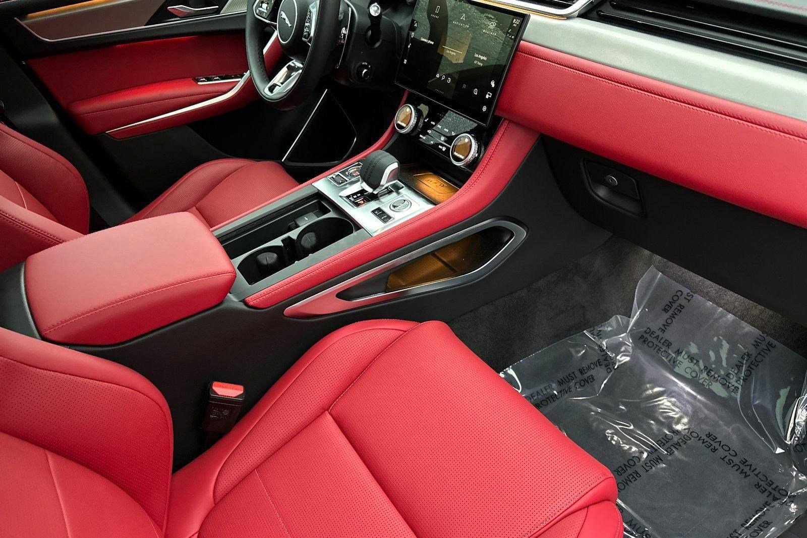 New 2025 Jaguar F-PACE R-Dynamic S AWD/4WD image 25