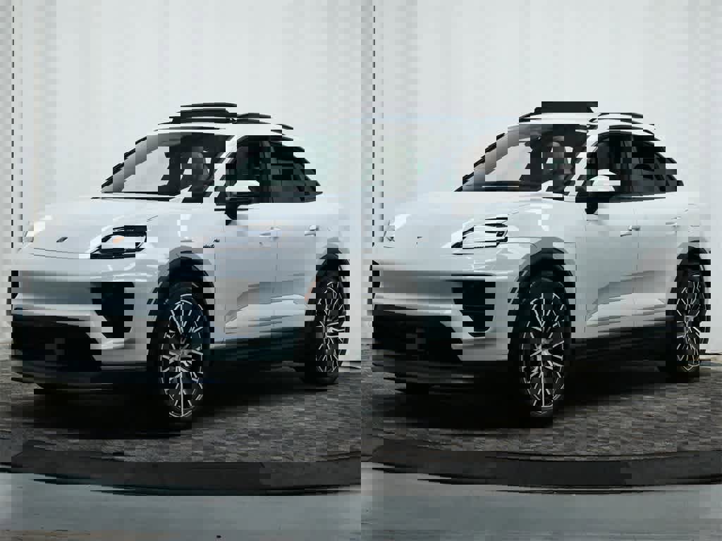 New 2025 Porsche Macan 4 Electric