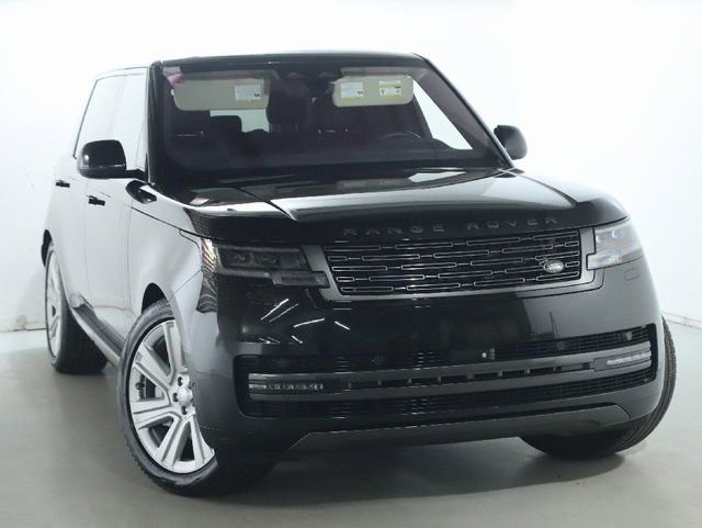 Used 2023 Land Rover Range Rover Long Wheelbase SE AWD/4WD image 2