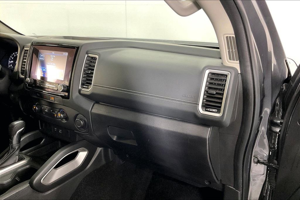 Used 2023 Nissan Frontier SV image 21
