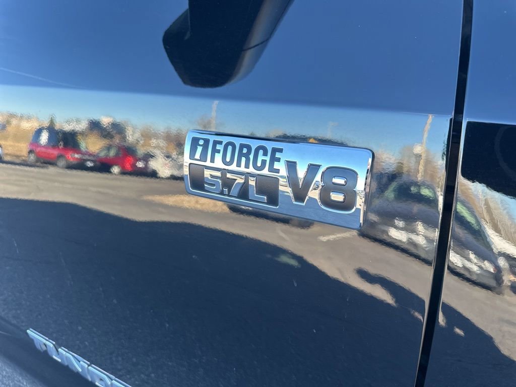 Used 2015 Toyota Tundra SR5 w/ SR5 Upgrade Package image 37