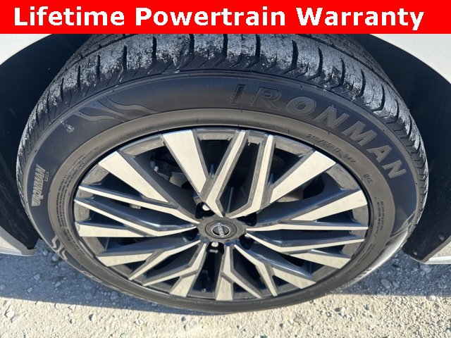 Used 2024 Nissan Altima 2.5 SV image 25