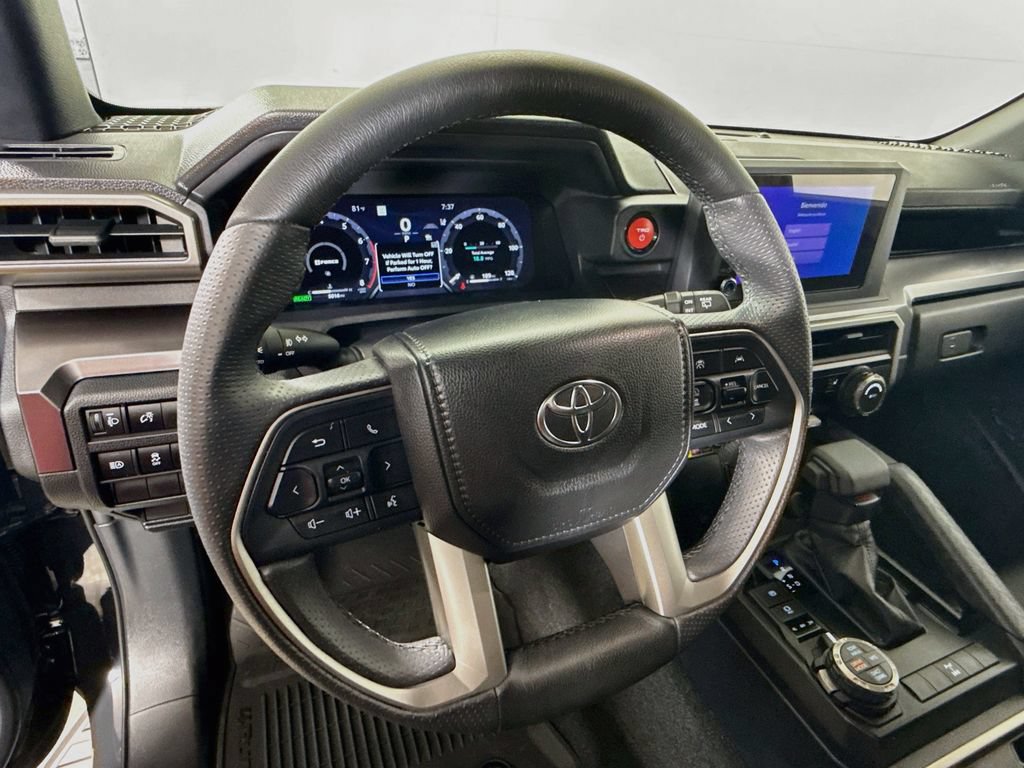Certified 2025 Toyota 4Runner TRD Off-Road AWD/4WD image 11