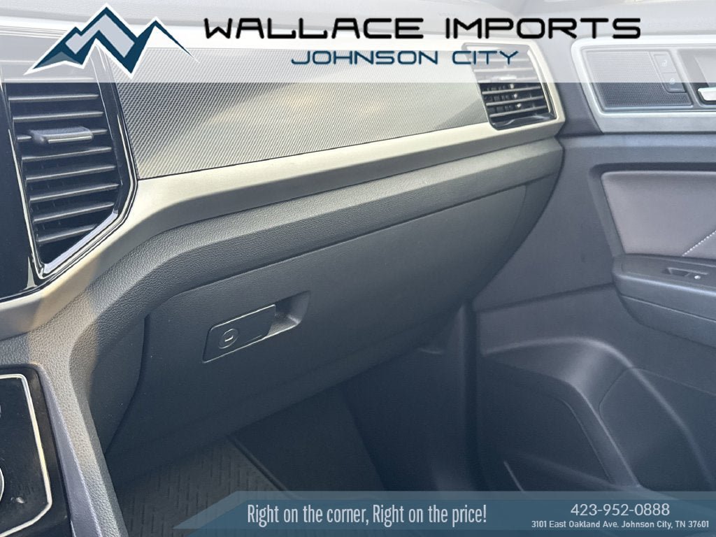 Used 2022 Volkswagen Atlas Cross Sport SEL AWD/4WD image 21