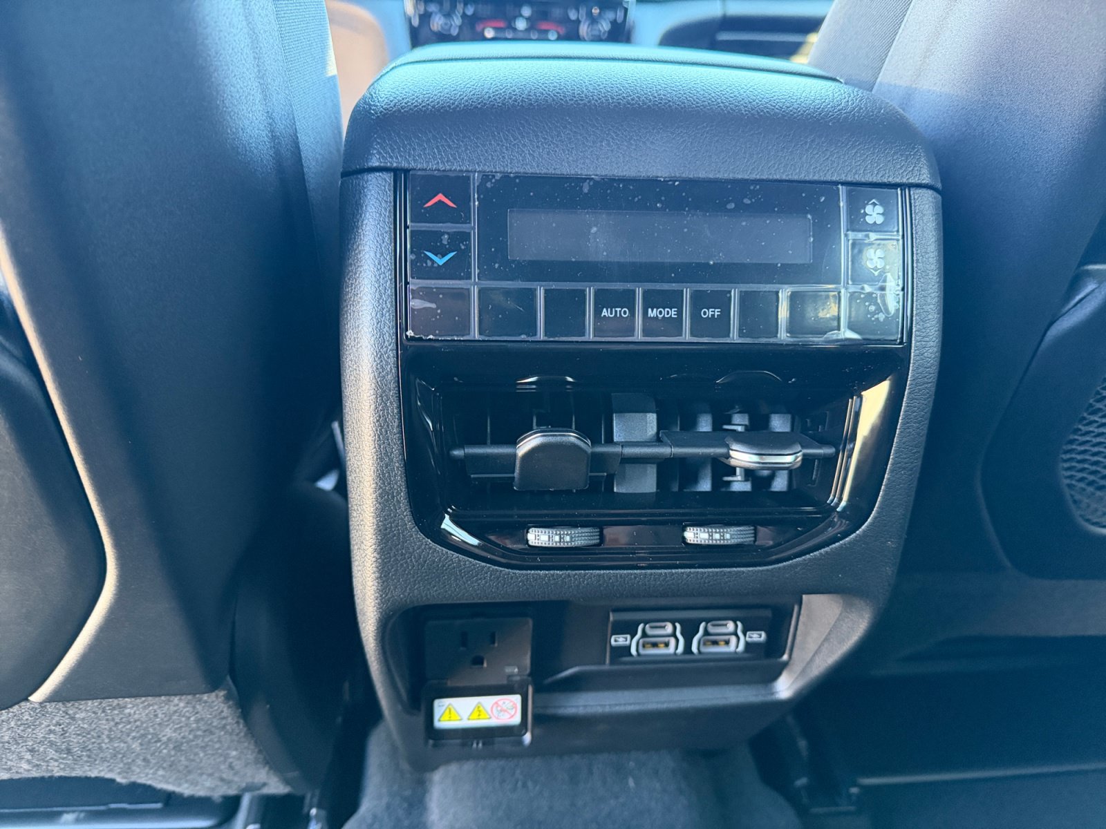 New 2025 Jeep Grand Cherokee L Altitude AWD/4WD image 33