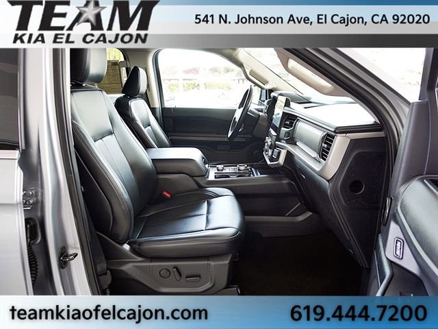 Used 2024 Ford Expedition Max XLT image 11