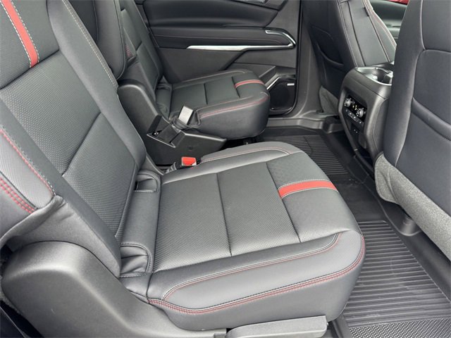 New 2026 Chevrolet Traverse RS w/ LPO, Floor Liner Package image 9
