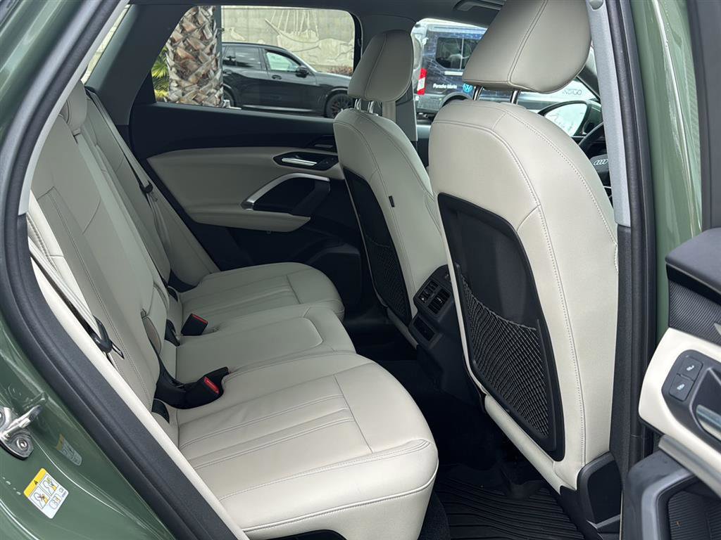 Used 2025 Audi Q5 Premium Plus w/ Premium Plus image 15