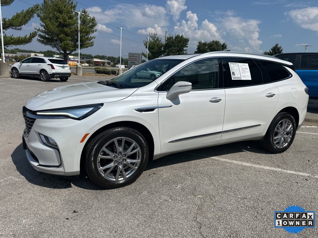 Used 2024 Buick Enclave Essence w/ Experience Buick Package image 15