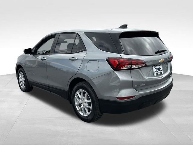 Used 2024 Chevrolet Equinox LS w/ LS Convenience Package AWD/4WD image 25