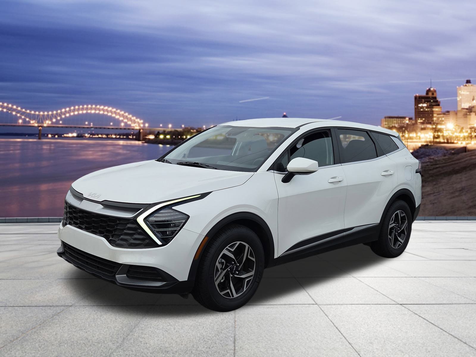 Used 2024 Kia Sportage LX image 1