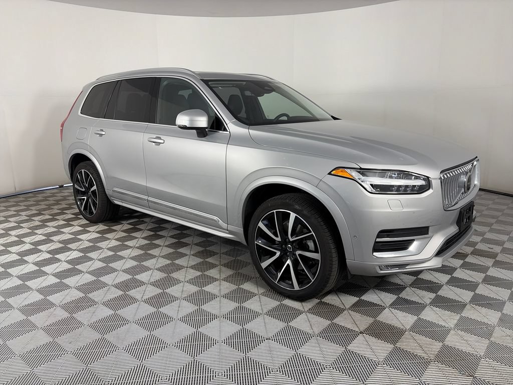 Used 2024 Volvo XC90 B5 Plus AWD/4WD image 1
