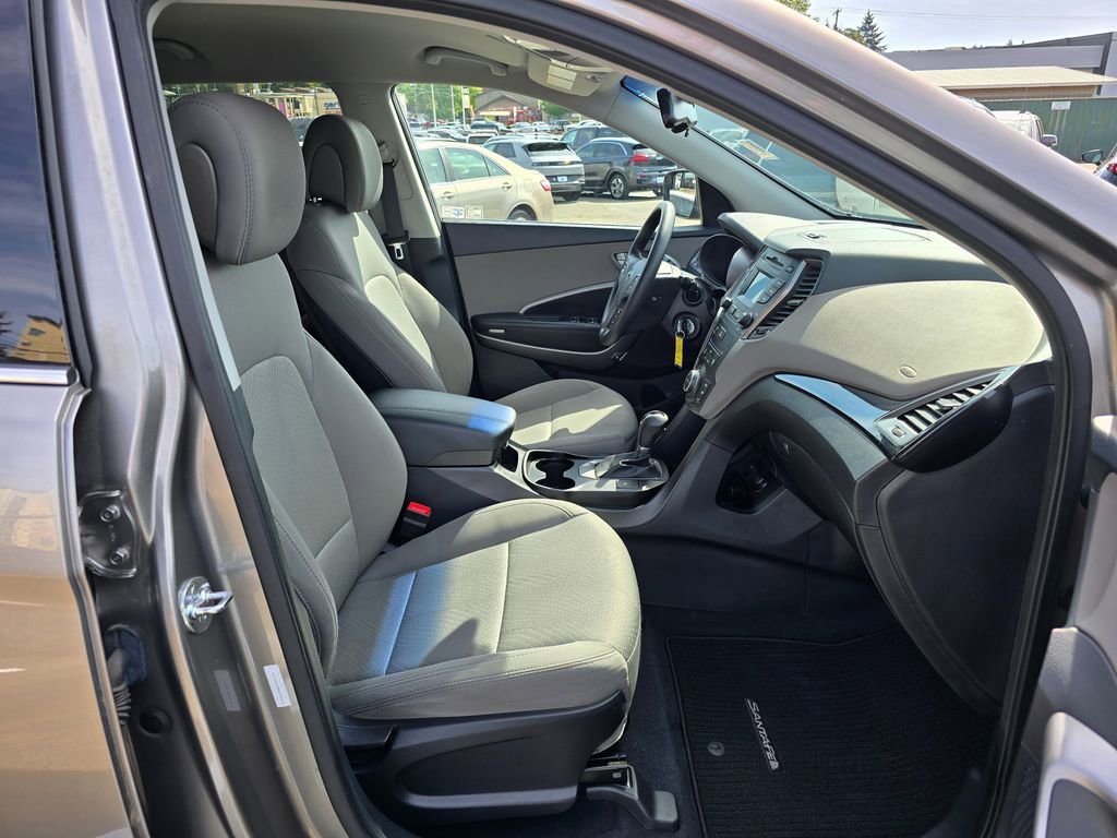 Used 2016 Hyundai Santa Fe Sport w/ Option Group 02 AWD/4WD image 11