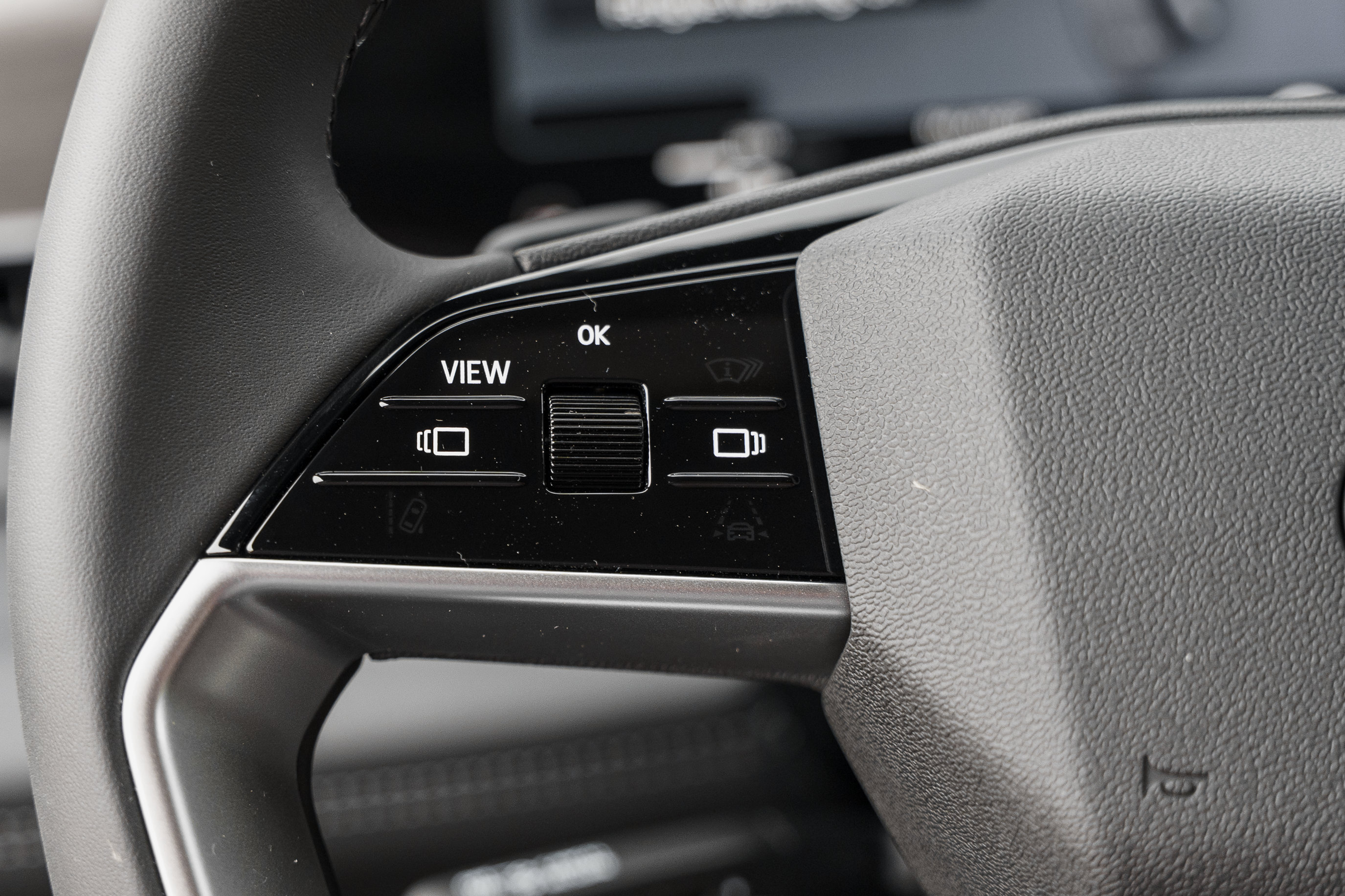 New 2027 Audi Q6 e-tron Premium Plus AWD/4WD image 18