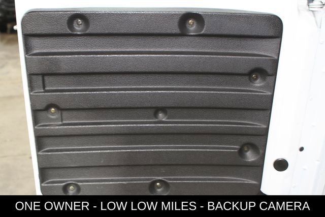 Used 2019 Chevrolet Express 3500 w/ Driver Convenience Package RWD image 31