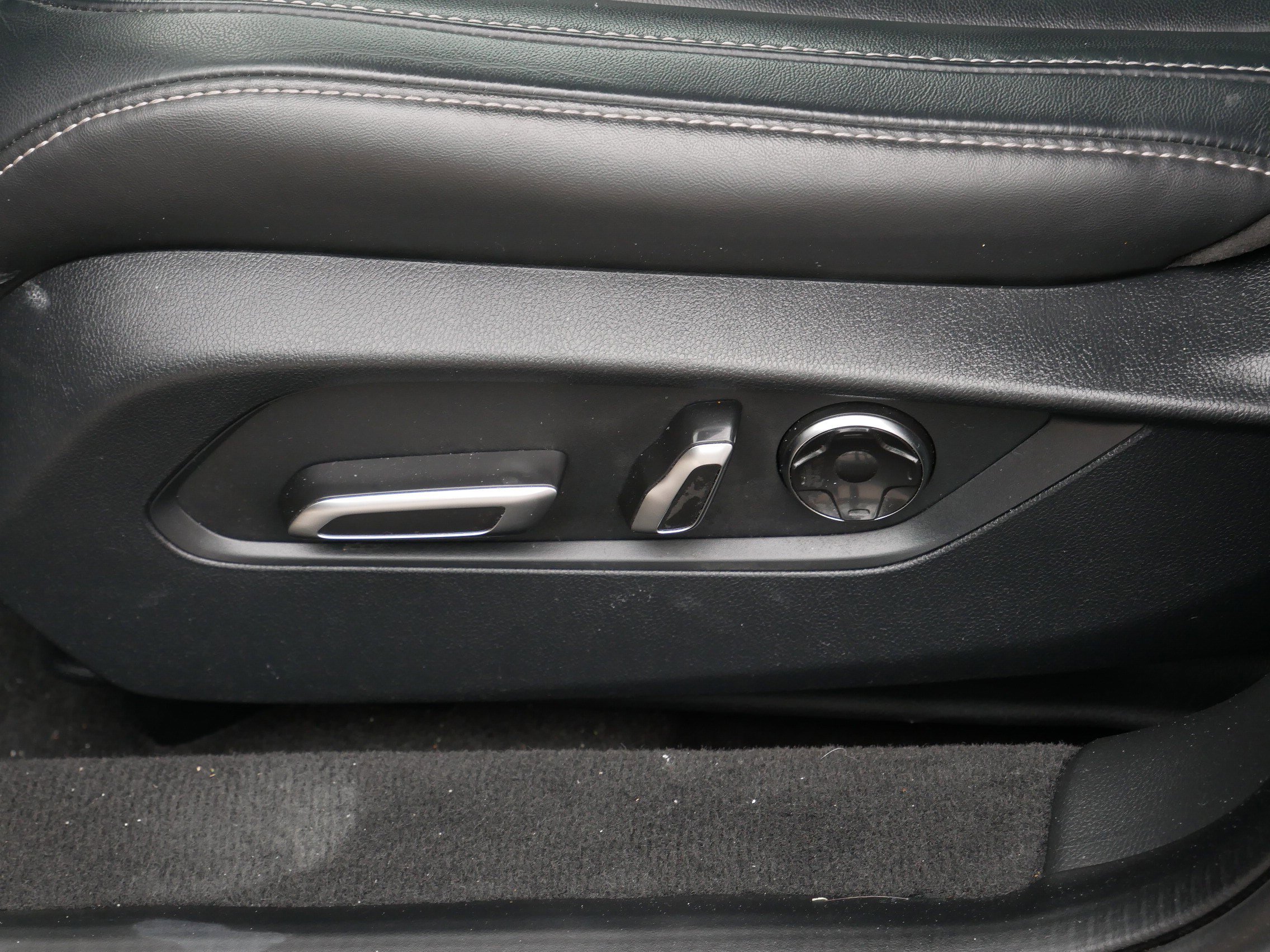 Certified 2024 Acura TLX w/ Technology Package image 19