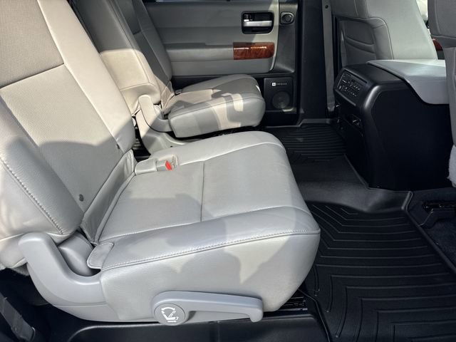 Used 2020 Toyota Sequoia Platinum image 30