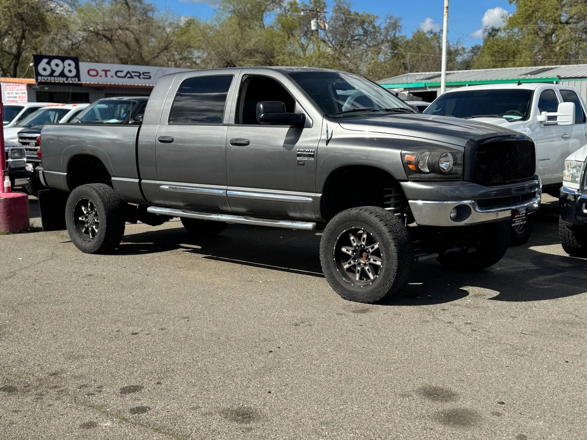 Used 2007 Dodge Ram 2500 Truck Laramie AWD/4WD image 3